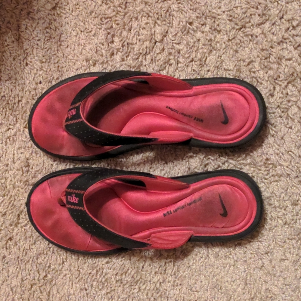 Nike Flip Flops
